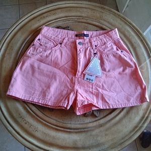 boohoo Jeans Short, petite basic Mom short Size 6 Color Pink